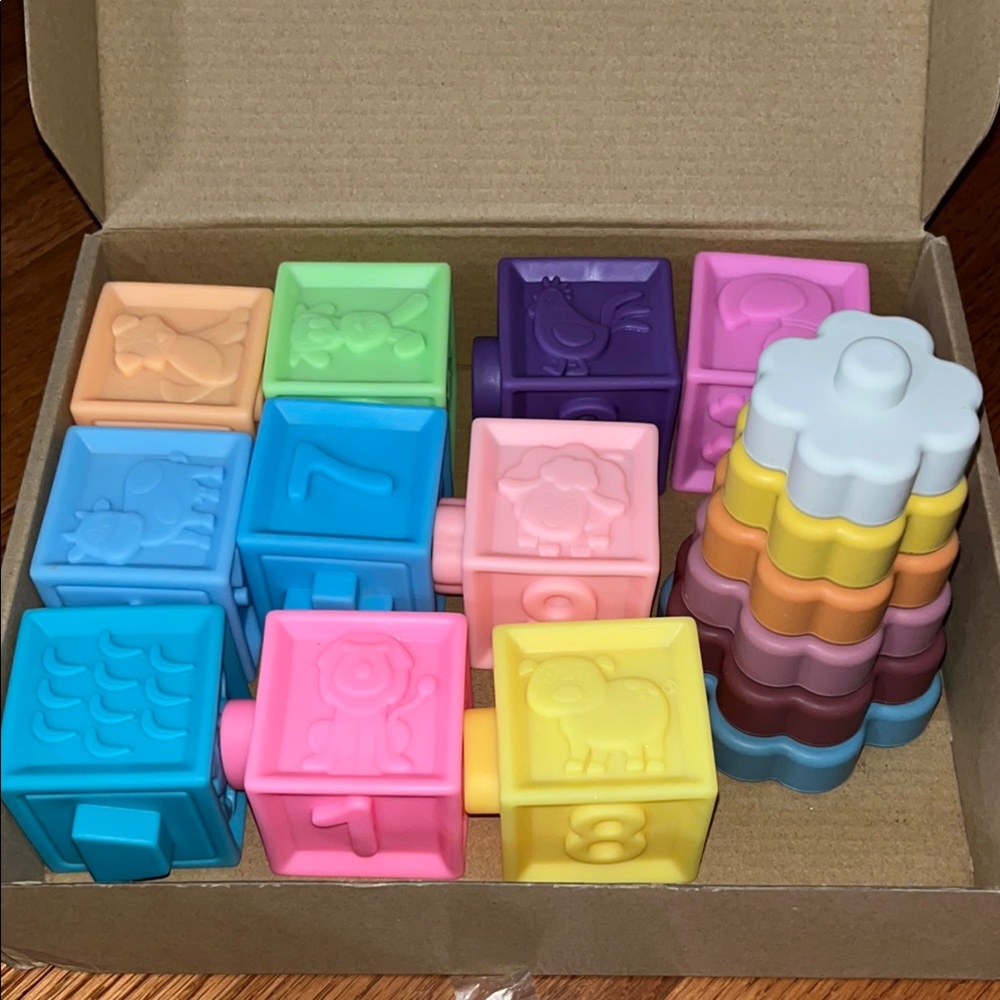 New Elbebe square and flower block set